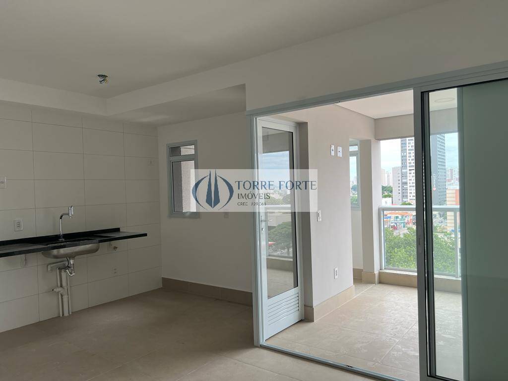 Apartamento à venda com 2 quartos, 66m² - Foto 2