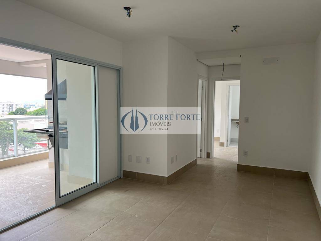 Apartamento à venda com 2 quartos, 66m² - Foto 1