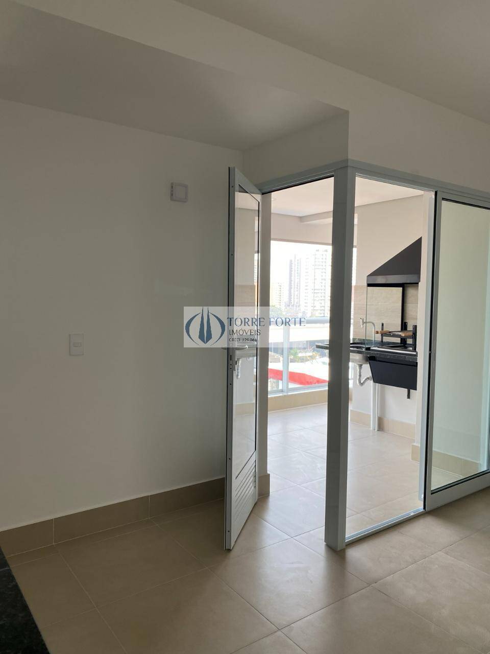 Apartamento à venda com 2 quartos, 66m² - Foto 7