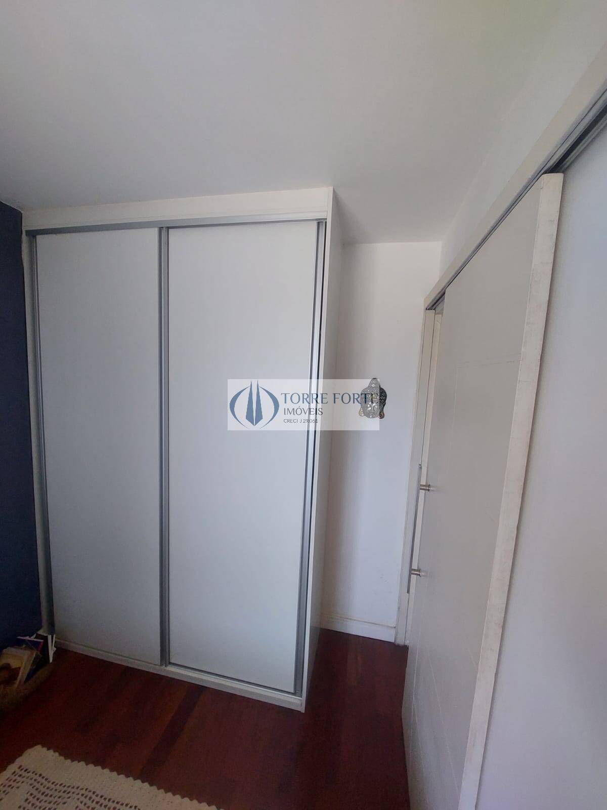 Apartamento à venda com 2 quartos, 42m² - Foto 17