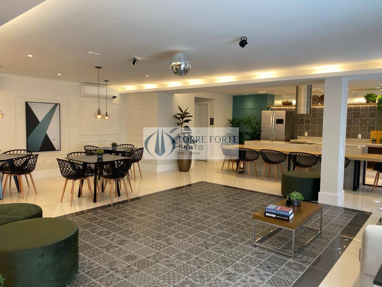 Apartamento à venda com 2 quartos, 66m² - Foto 11