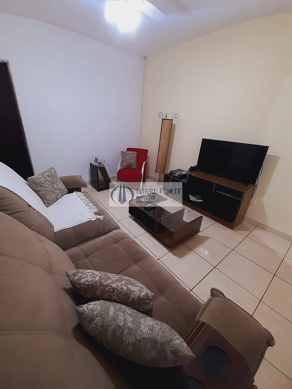 Sobrado à venda com 3 quartos, 140m² - Foto 2