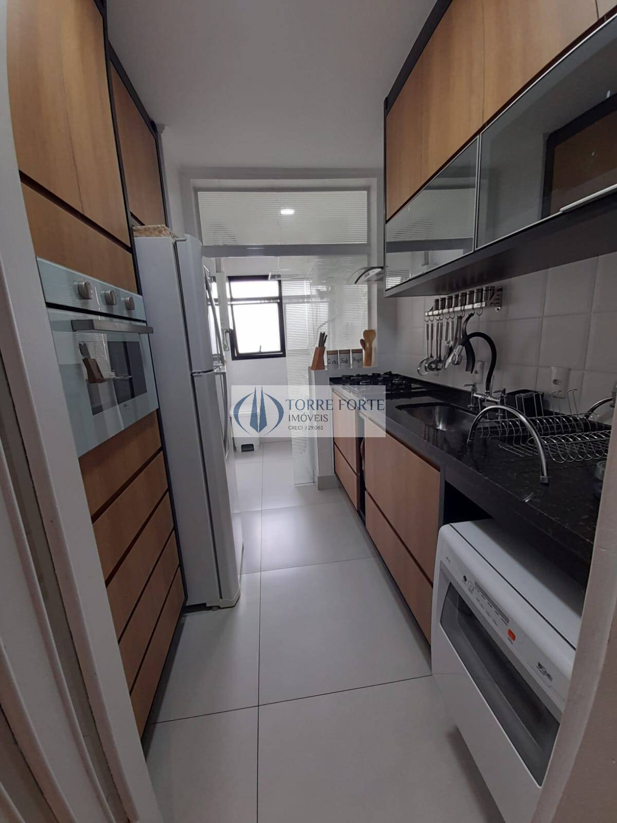 Apartamento à venda com 2 quartos, 66m² - Foto 7