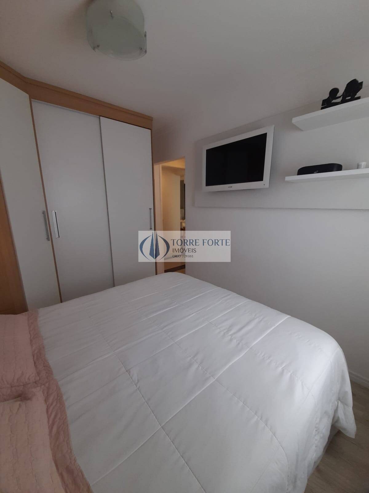 Apartamento à venda com 2 quartos, 66m² - Foto 11