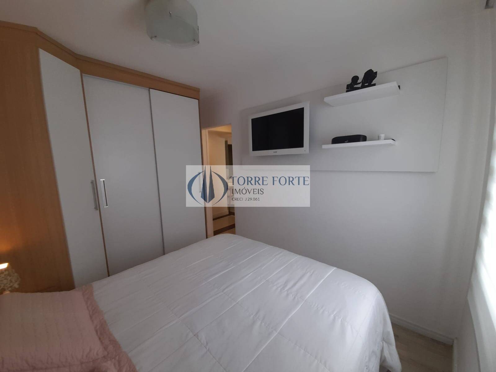 Apartamento à venda com 2 quartos, 66m² - Foto 10