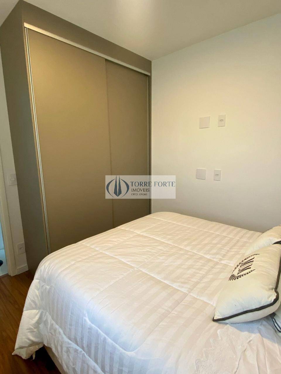 Apartamento à venda com 2 quartos, 42m² - Foto 10