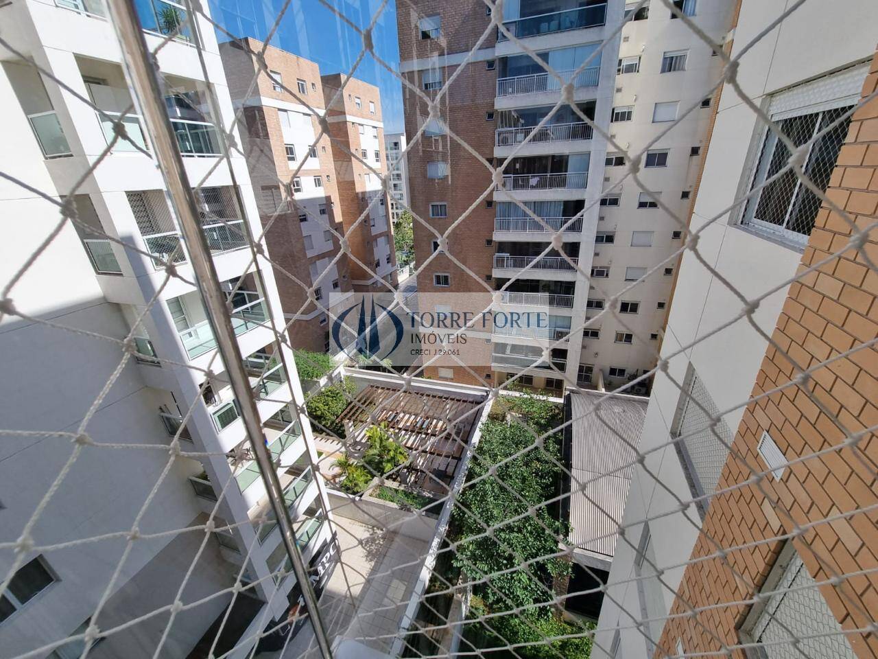 Apartamento à venda com 2 quartos, 83m² - Foto 13