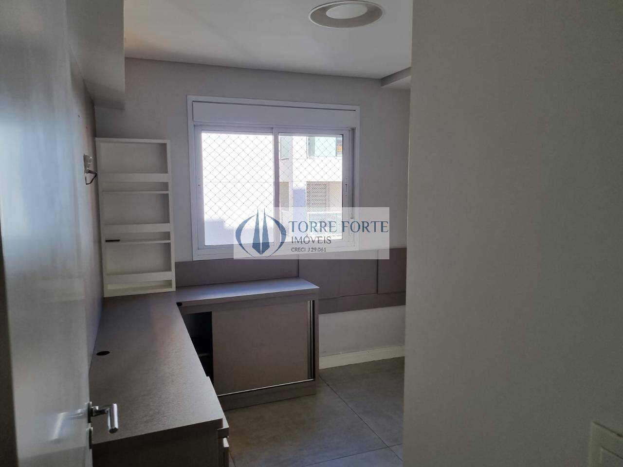 Apartamento à venda com 2 quartos, 83m² - Foto 20