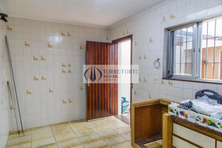 Casa à venda com 2 quartos, 220m² - Foto 16