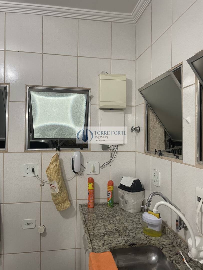 Casa à venda com 4 quartos, 300m² - Foto 15