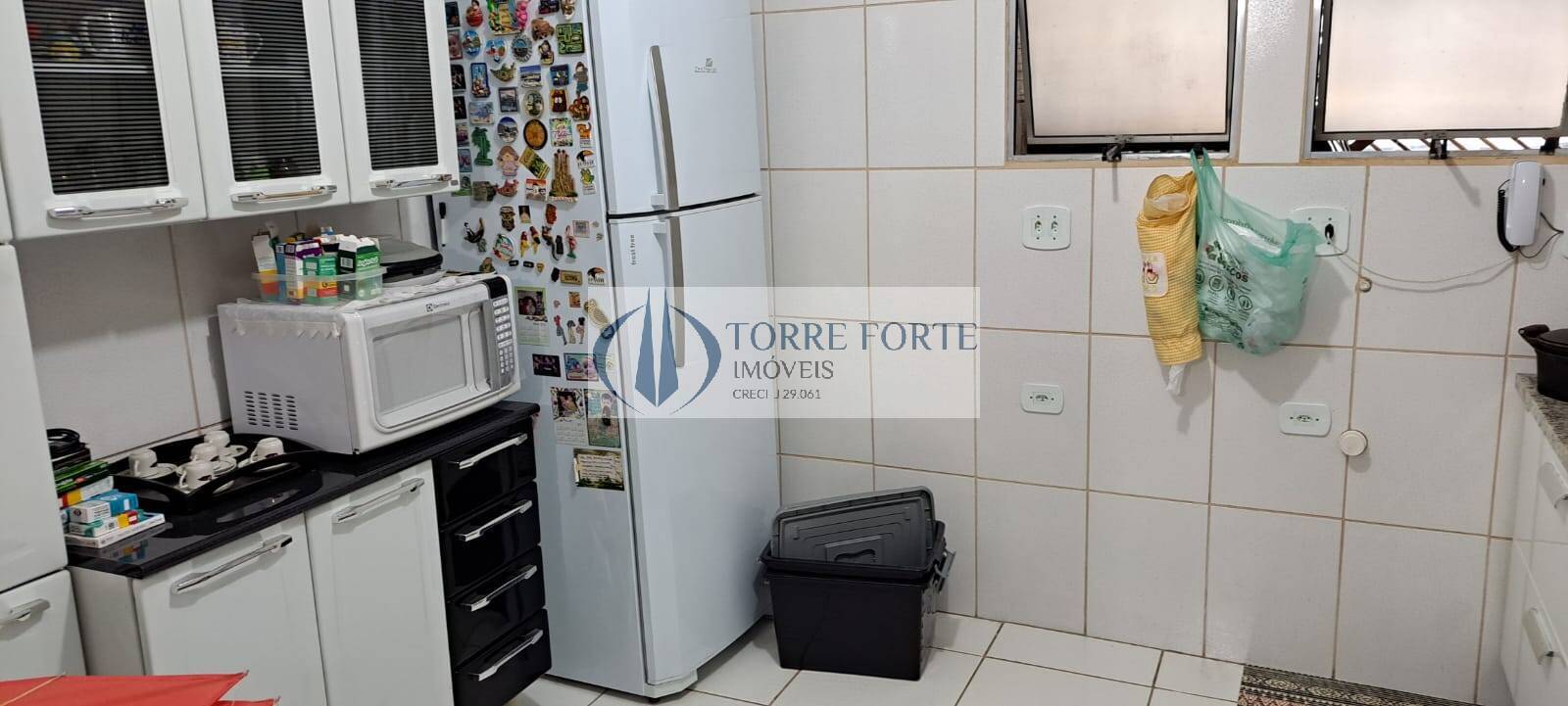 Casa à venda com 4 quartos, 300m² - Foto 59