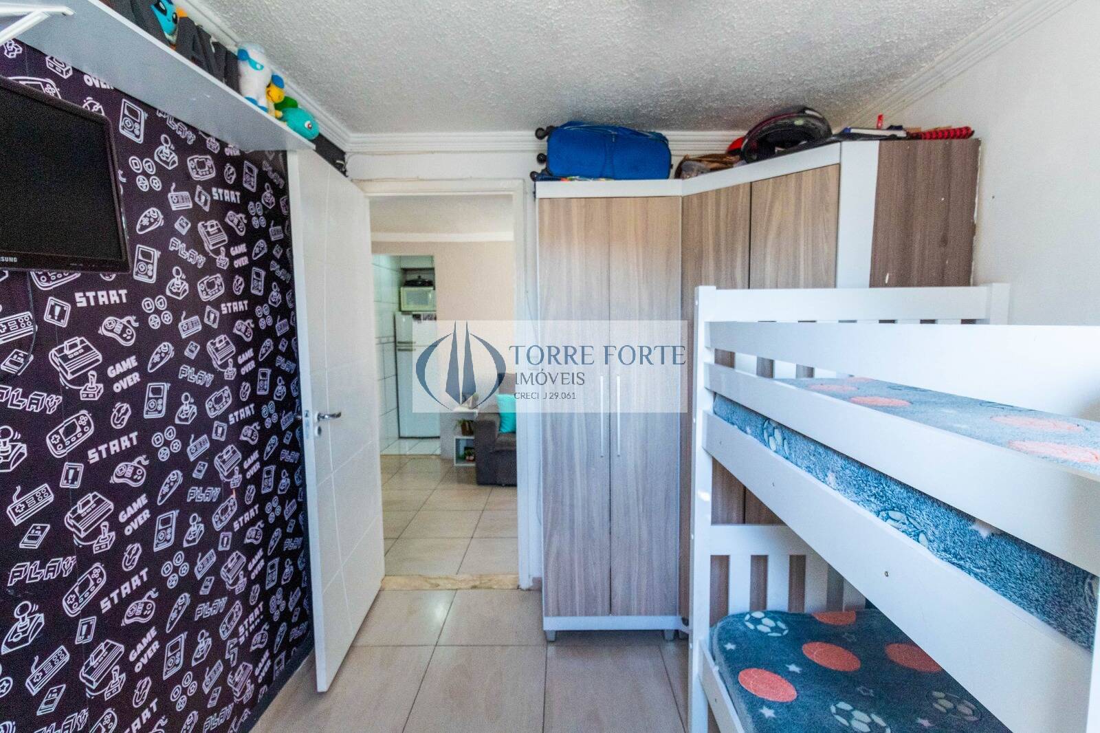 Apartamento à venda com 2 quartos, 40m² - Foto 14