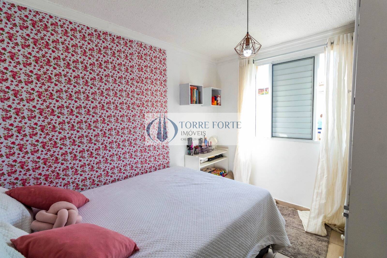 Apartamento à venda com 2 quartos, 40m² - Foto 19