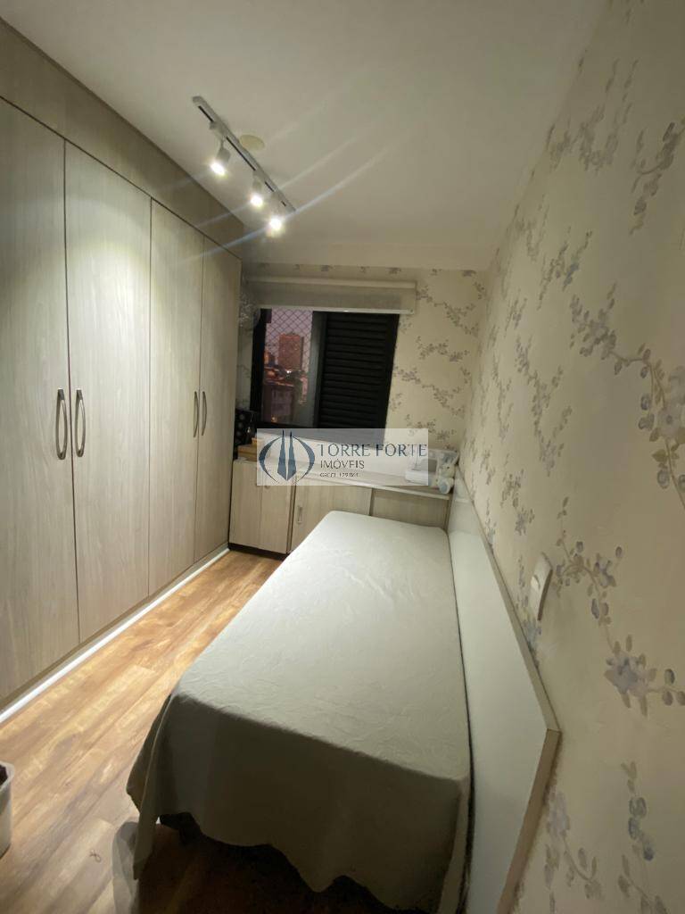 Apartamento à venda com 3 quartos, 83m² - Foto 11