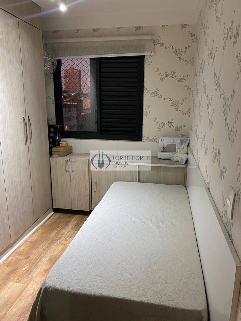 Apartamento à venda com 3 quartos, 83m² - Foto 12