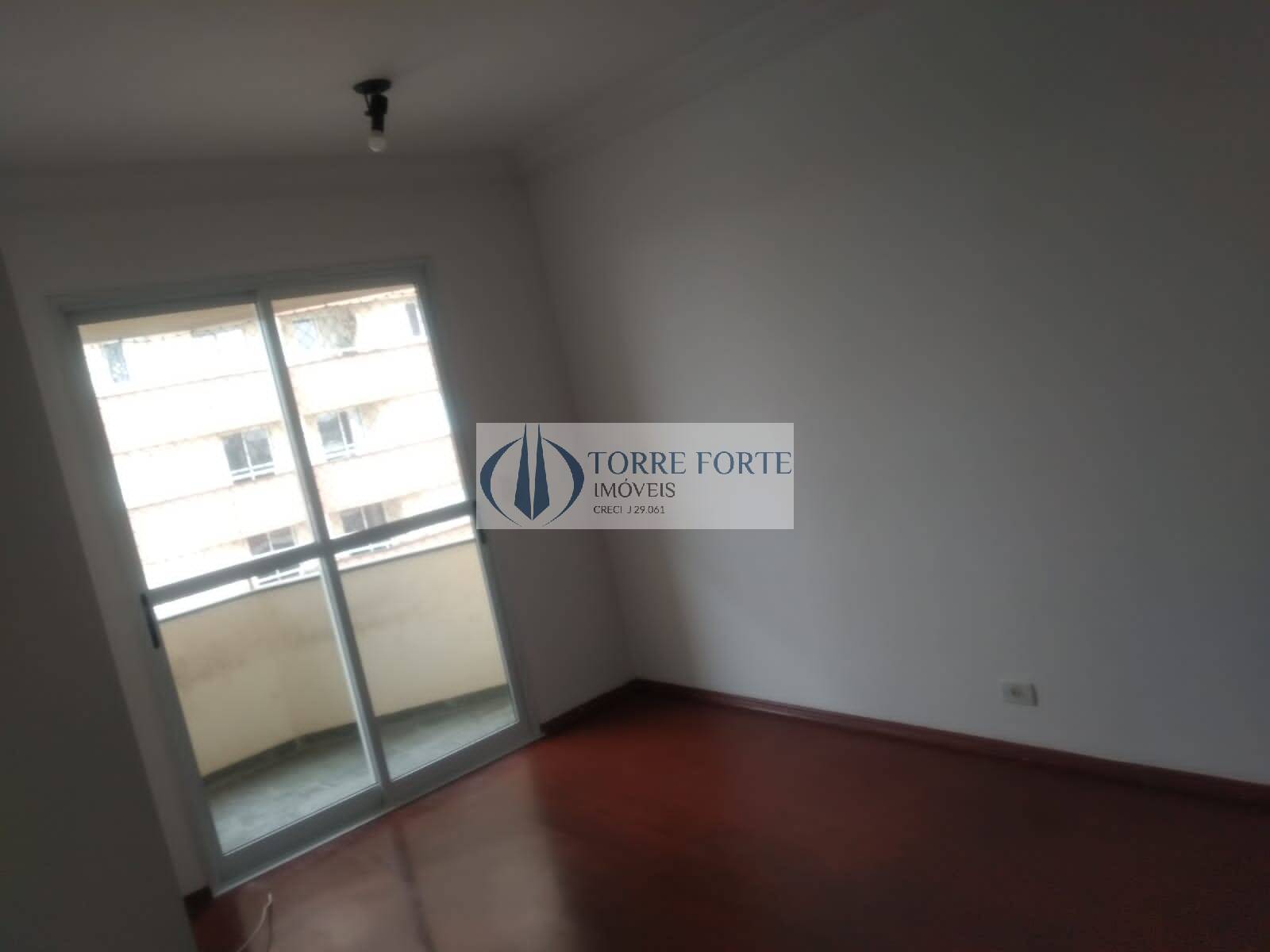 Apartamento à venda com 3 quartos, 73m² - Foto 1