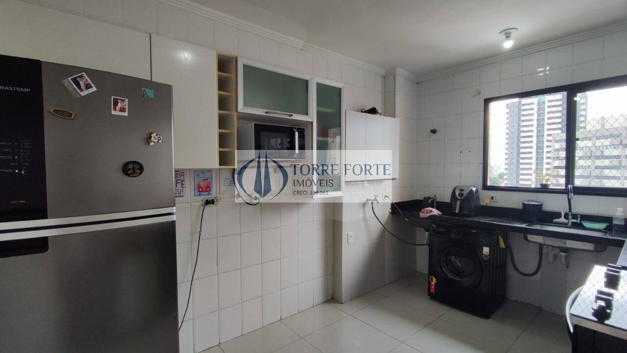 Apartamento à venda com 3 quartos, 80m² - Foto 4