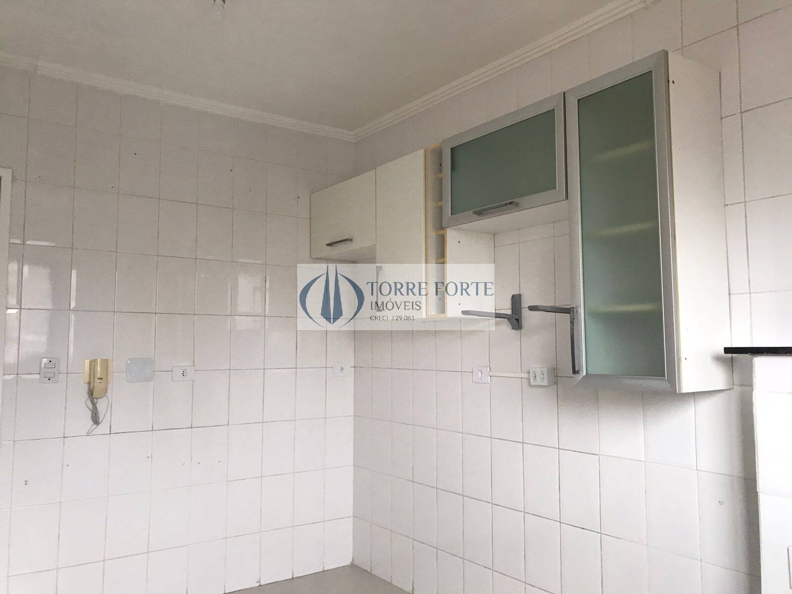 Apartamento à venda com 3 quartos, 80m² - Foto 5