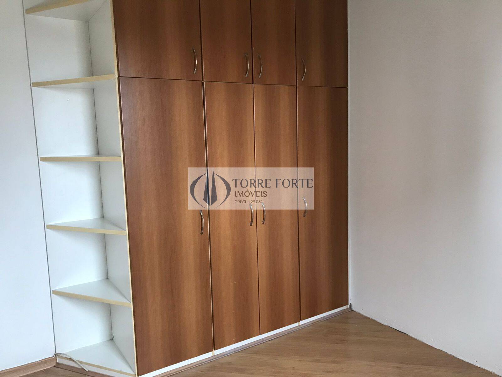 Apartamento à venda com 3 quartos, 80m² - Foto 13