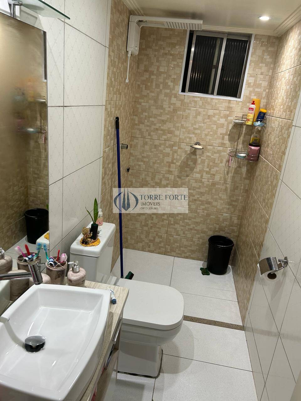 Apartamento à venda com 2 quartos, 40m² - Foto 2