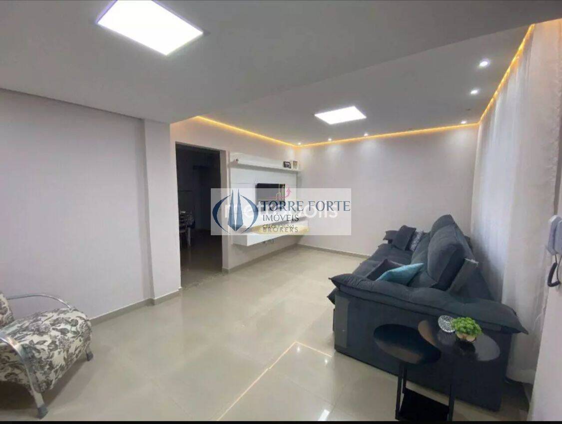 Casa à venda com 3 quartos, 170m² - Foto 2