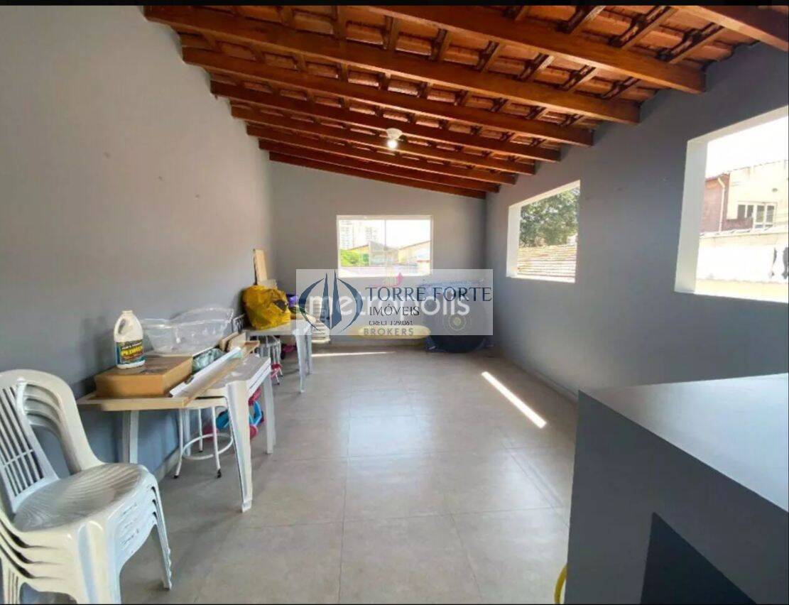 Casa à venda com 3 quartos, 170m² - Foto 17