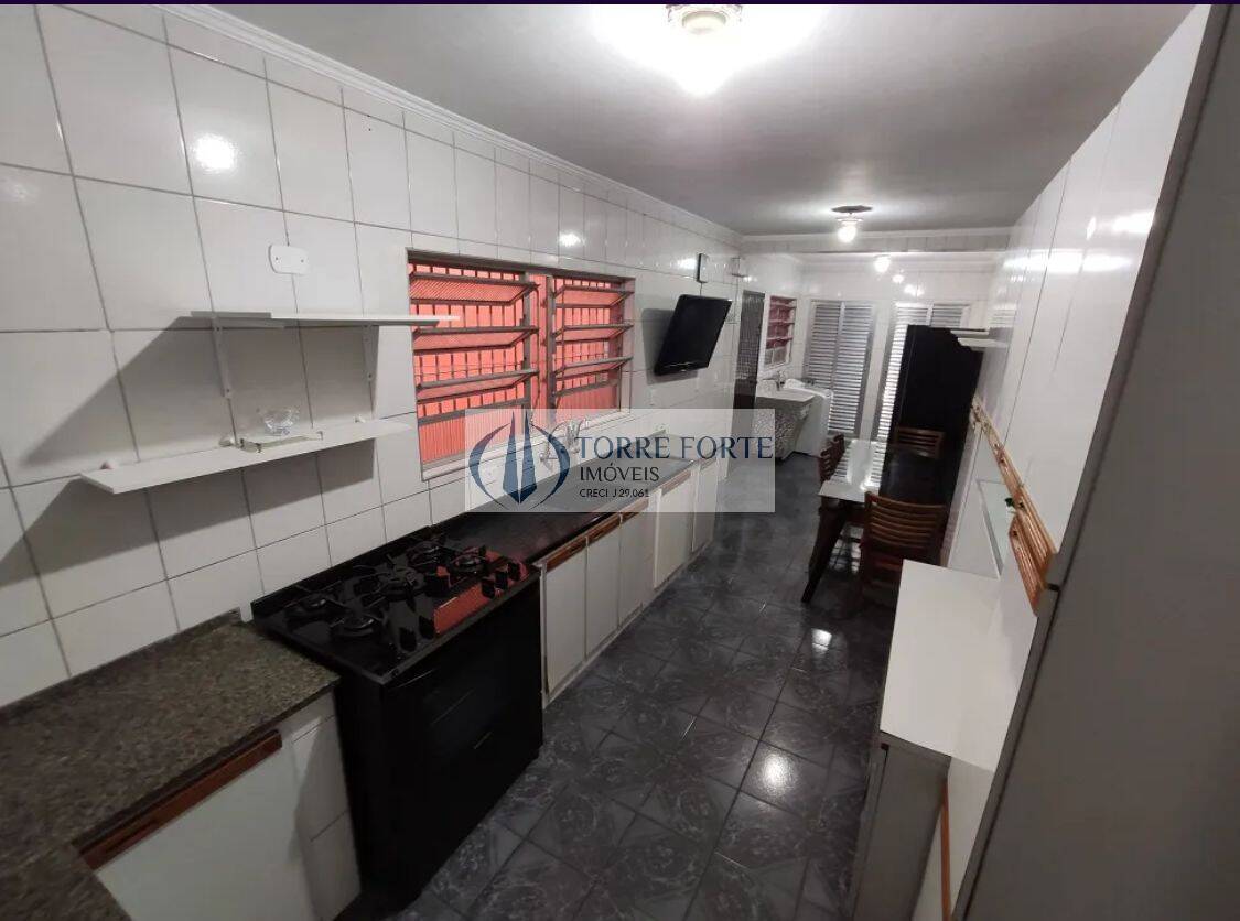 Casa à venda com 3 quartos, 178m² - Foto 7