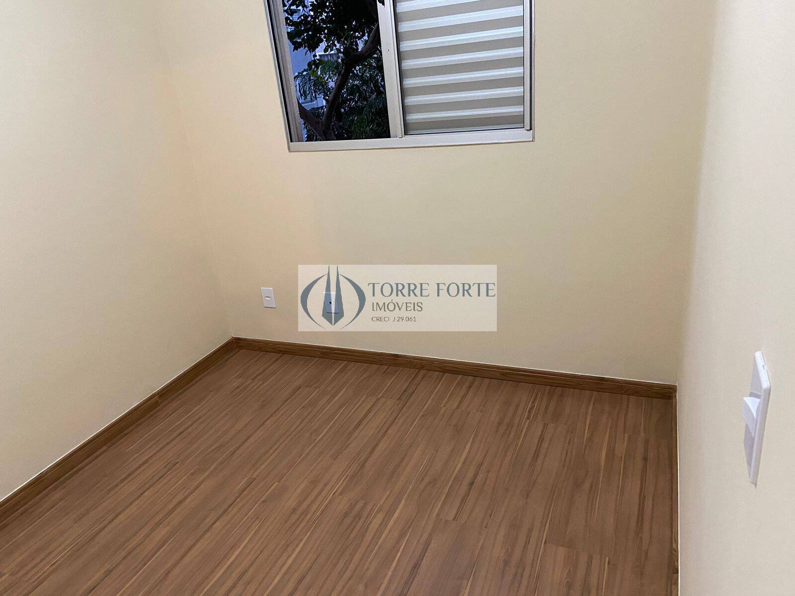 Apartamento à venda com 2 quartos, 42m² - Foto 9