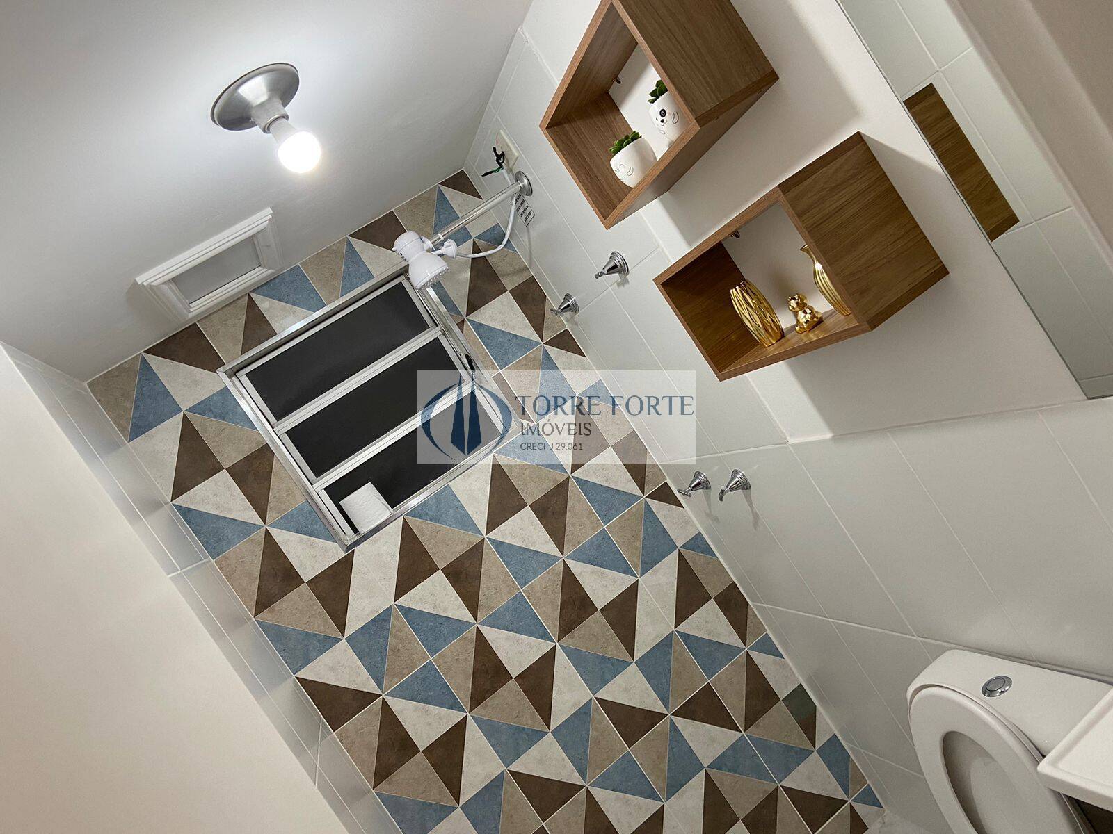 Apartamento à venda com 2 quartos, 42m² - Foto 18