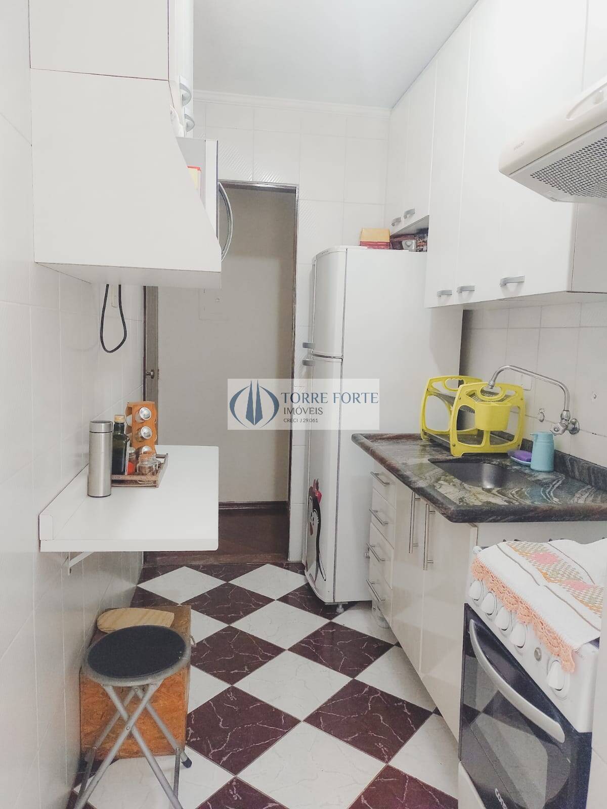 Apartamento à venda com 2 quartos, 50m² - Foto 2