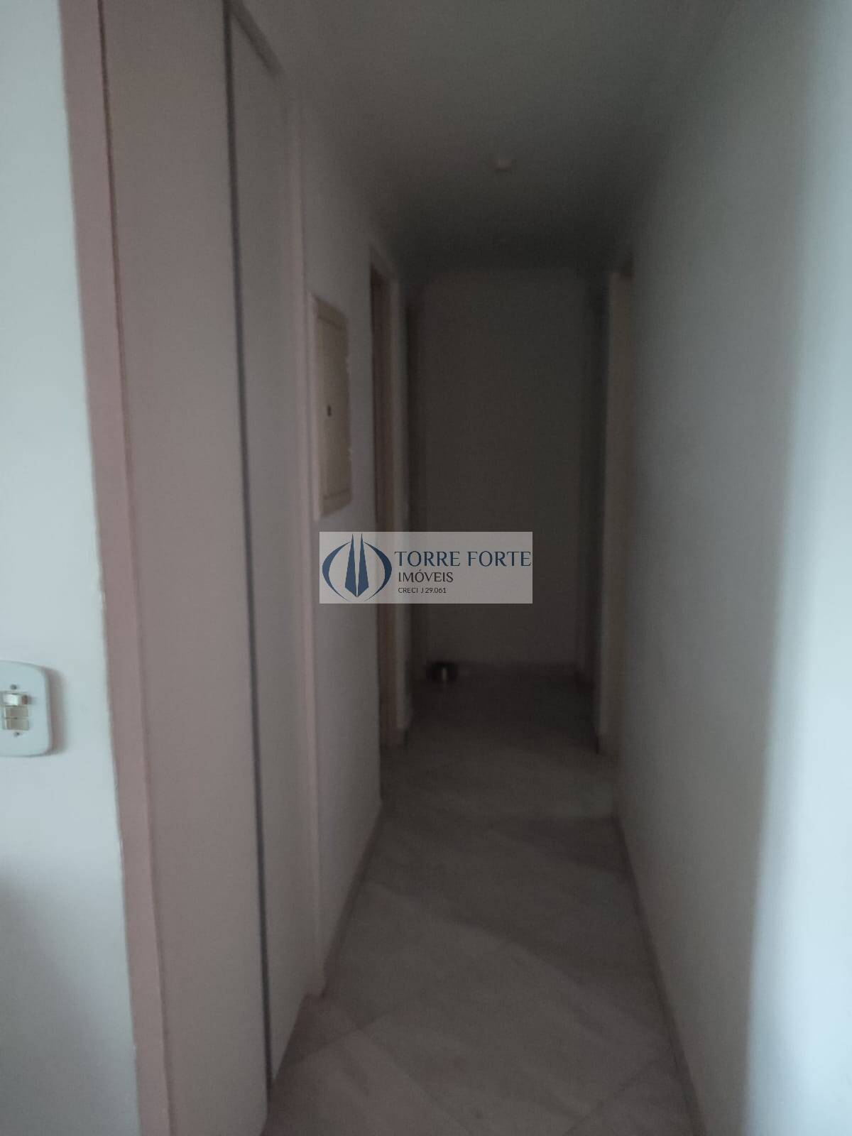 Apartamento à venda com 3 quartos, 81m² - Foto 7