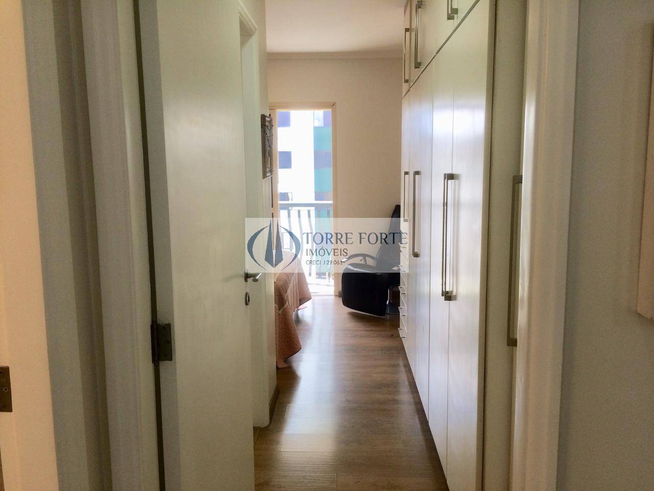 Apartamento à venda com 3 quartos, 112m² - Foto 2