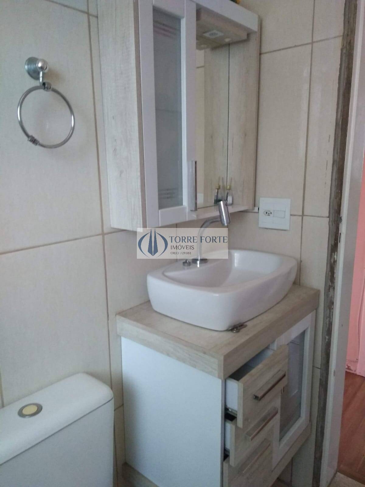 Apartamento à venda com 2 quartos, 50m² - Foto 15