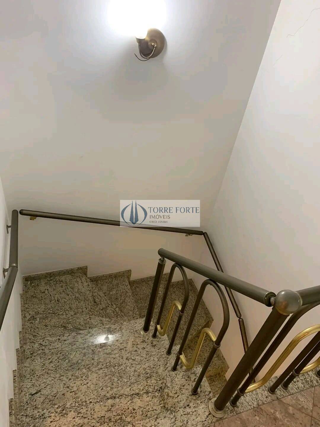 Sobrado à venda com 4 quartos, 330m² - Foto 7