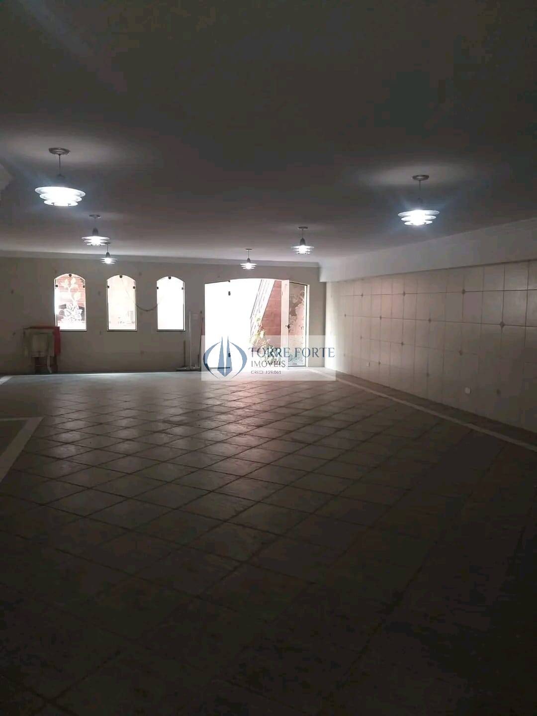 Sobrado à venda com 4 quartos, 330m² - Foto 24