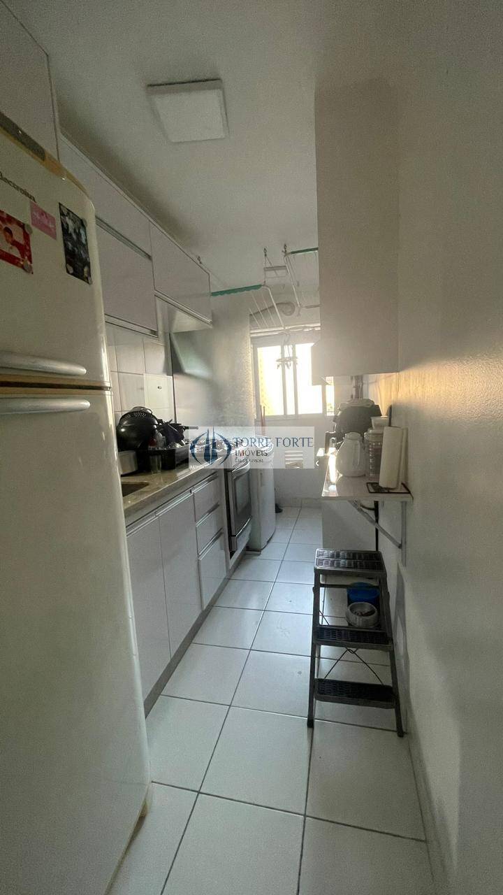 Apartamento à venda com 3 quartos, 61m² - Foto 12