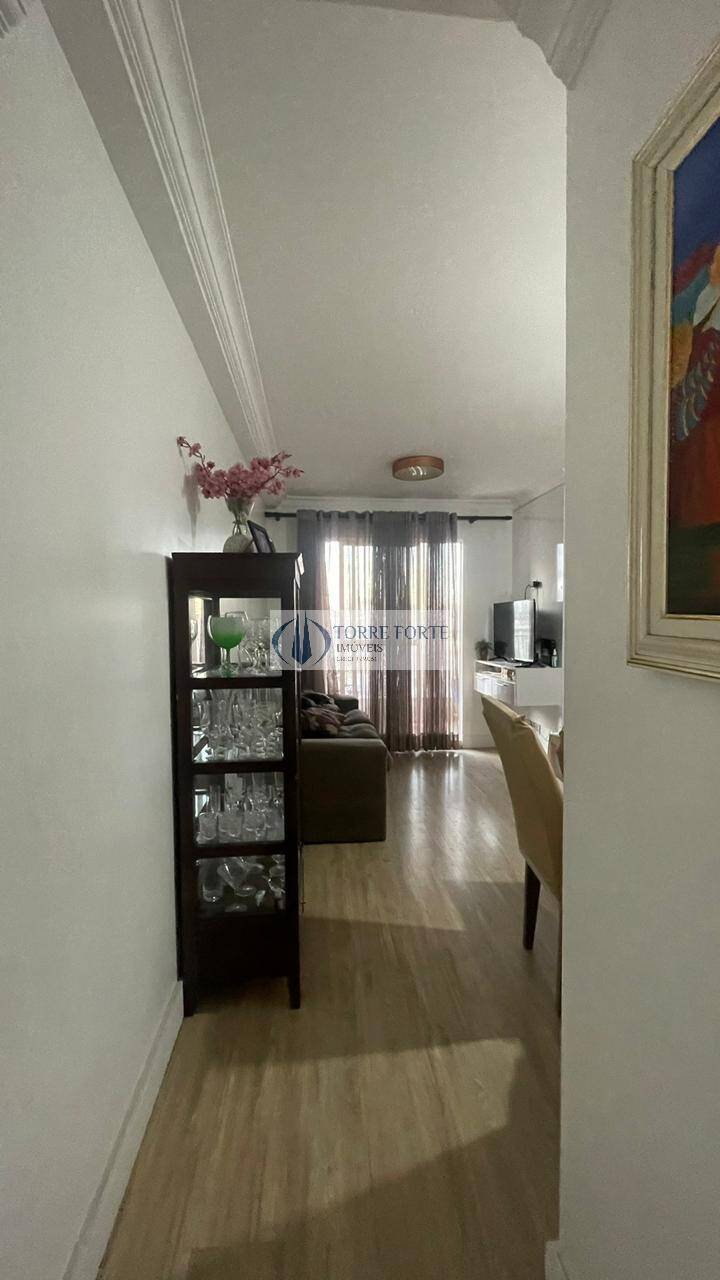 Apartamento à venda com 3 quartos, 61m² - Foto 2