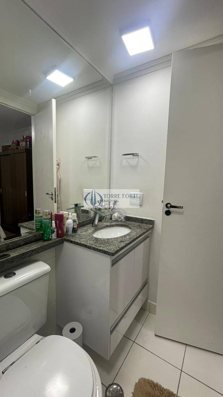 Apartamento à venda com 3 quartos, 61m² - Foto 16