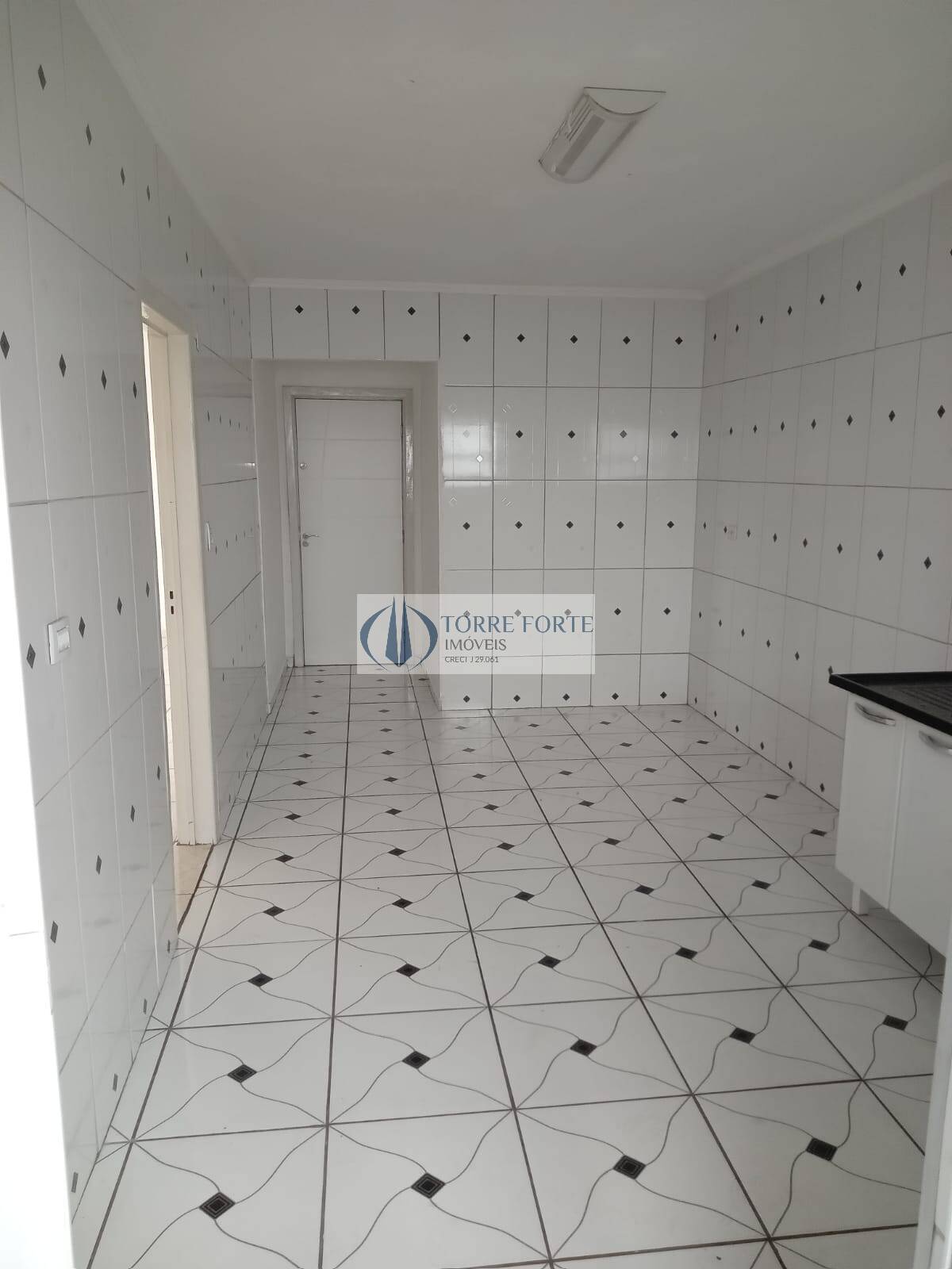 Apartamento à venda e aluguel com 2 quartos, 100m² - Foto 7