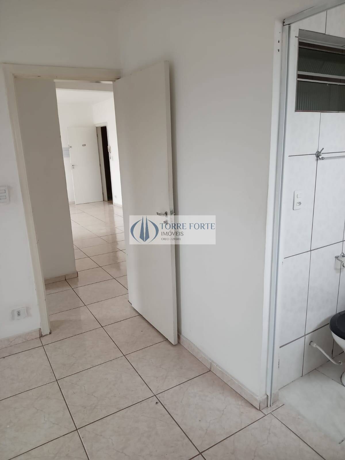 Apartamento à venda e aluguel com 2 quartos, 100m² - Foto 17