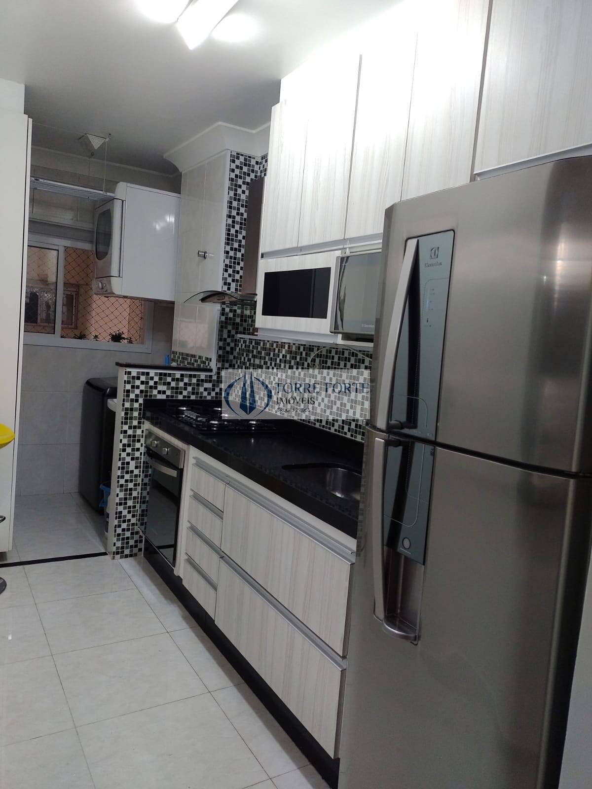 Apartamento à venda com 3 quartos, 75m² - Foto 16