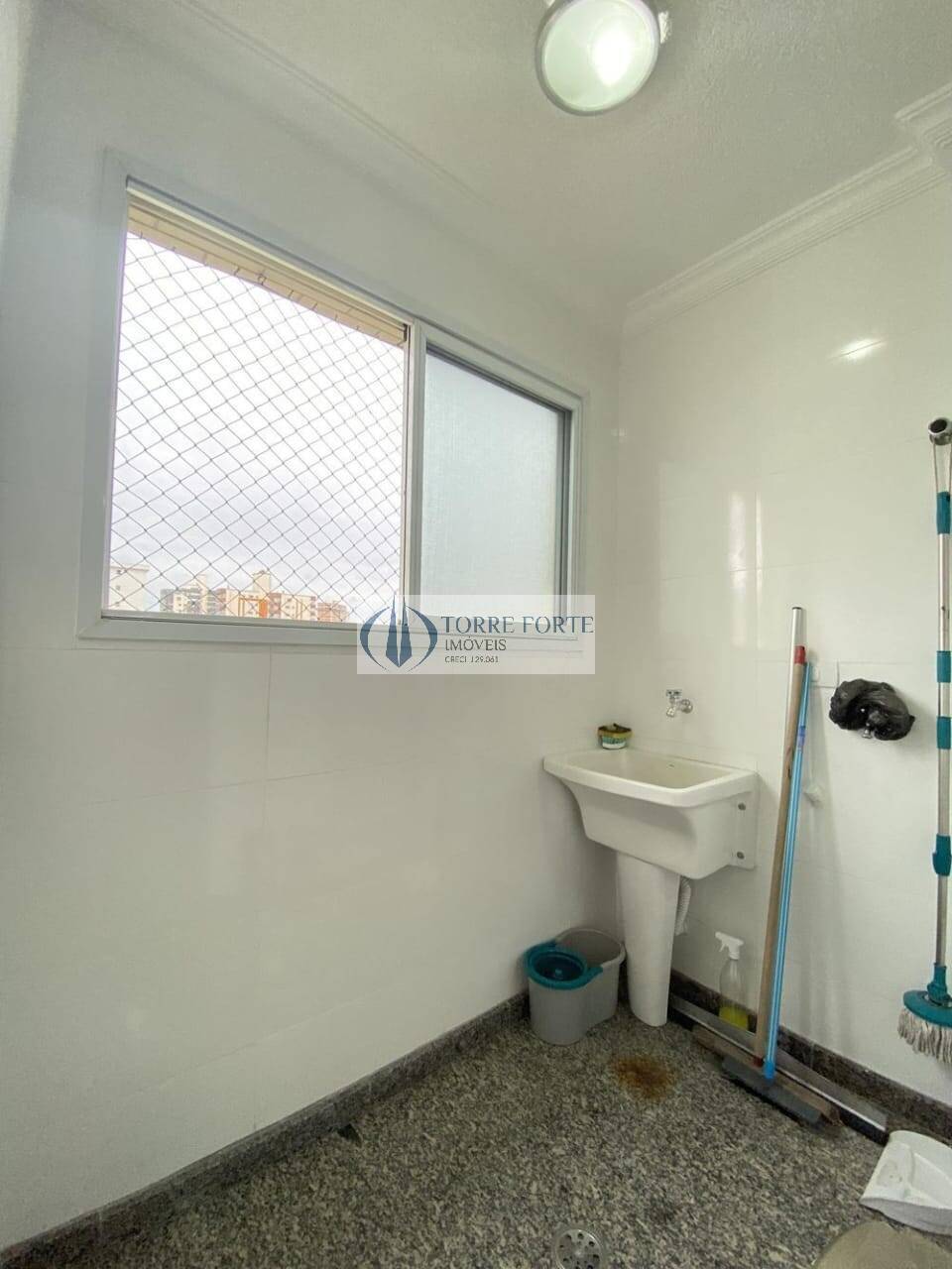 Apartamento à venda com 2 quartos, 77m² - Foto 12