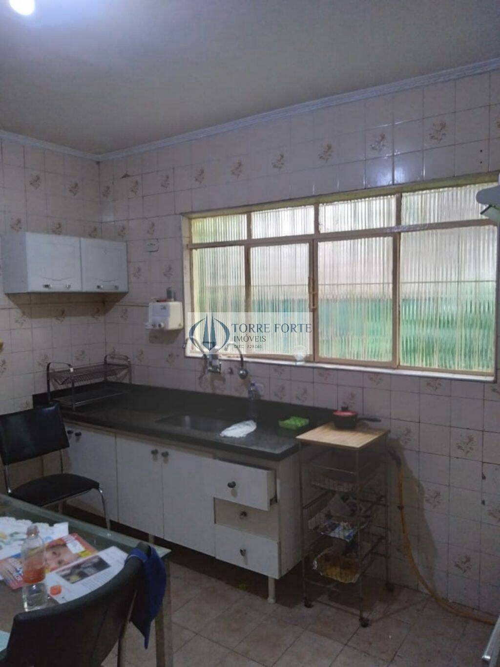 Casa à venda com 3 quartos, 250m² - Foto 17