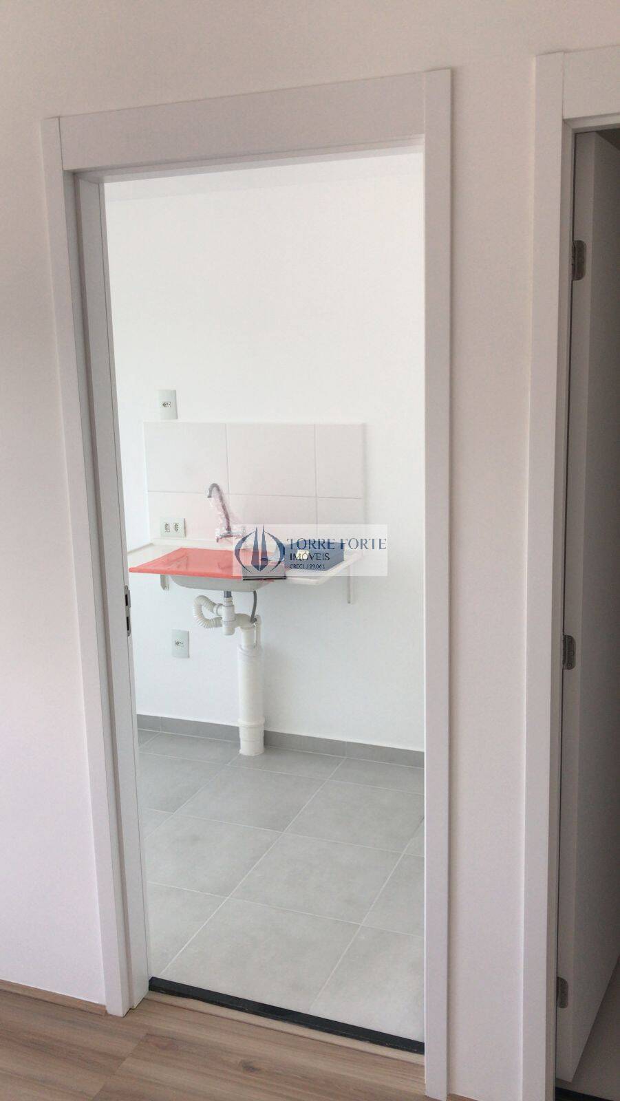 Apartamento à venda com 1 quarto, 27m² - Foto 8