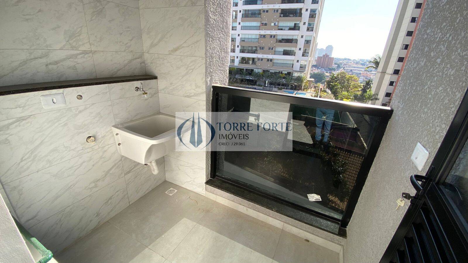 Apartamento à venda com 2 quartos, 38m² - Foto 22