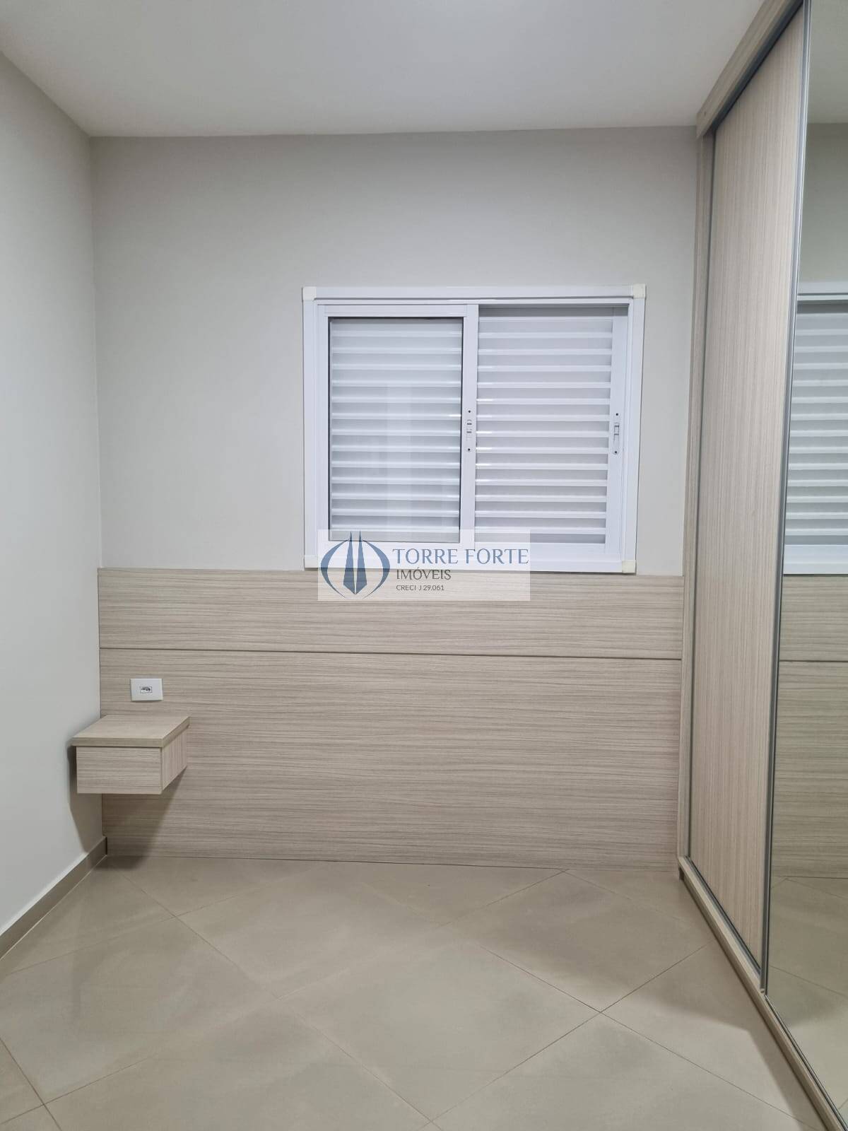 Apartamento à venda com 2 quartos, 63m² - Foto 11