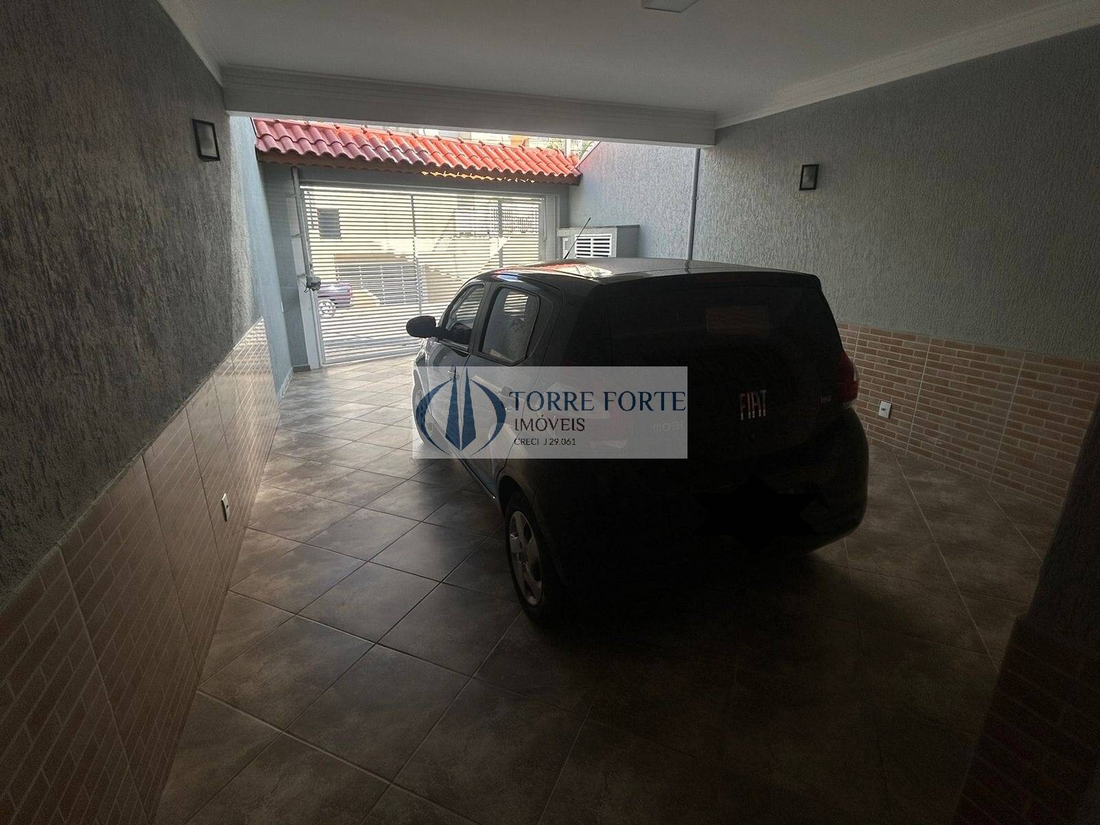 Sobrado à venda com 3 quartos, 200m² - Foto 4