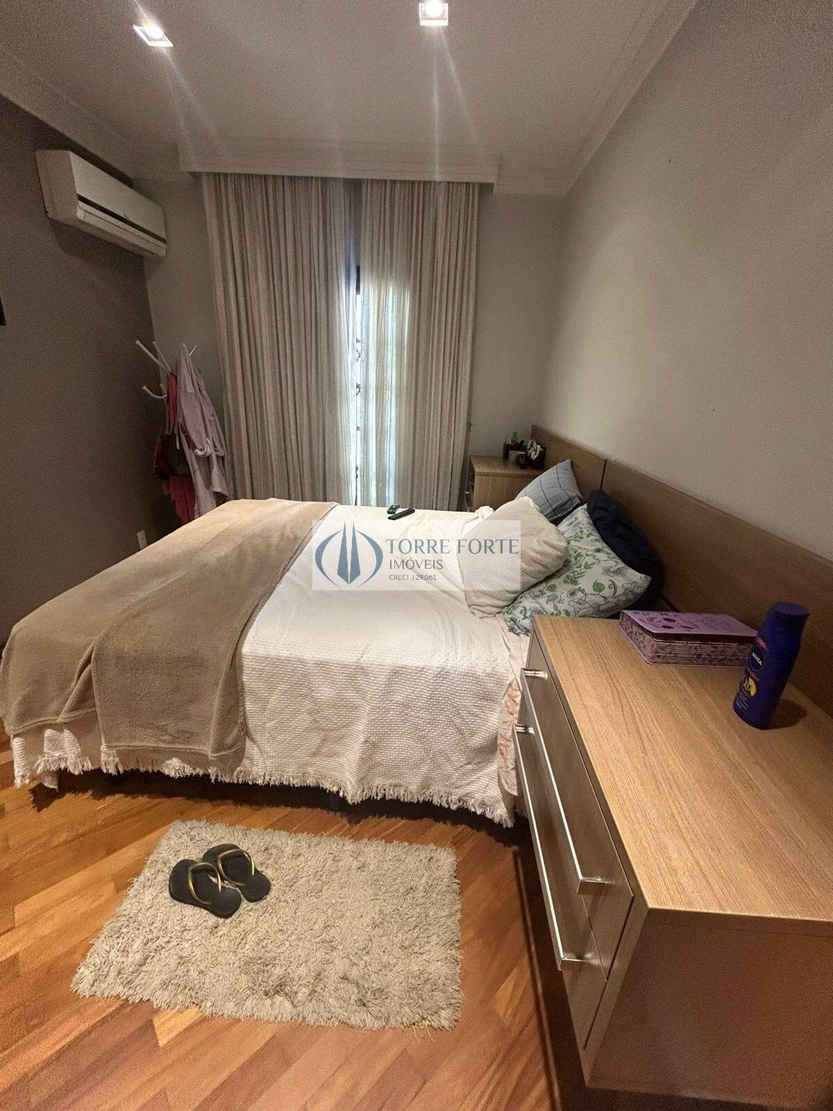 Sobrado à venda com 3 quartos, 200m² - Foto 9