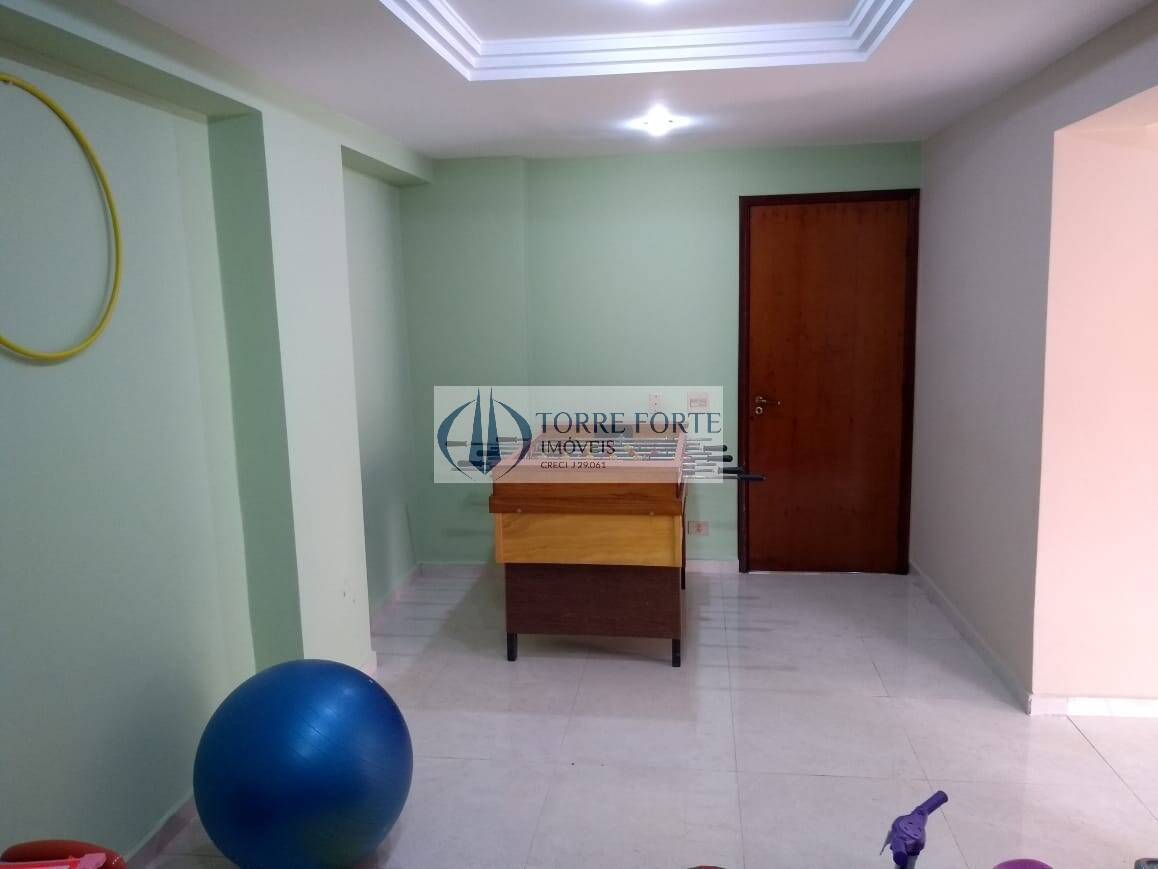 Apartamento à venda com 3 quartos, 140m² - Foto 9