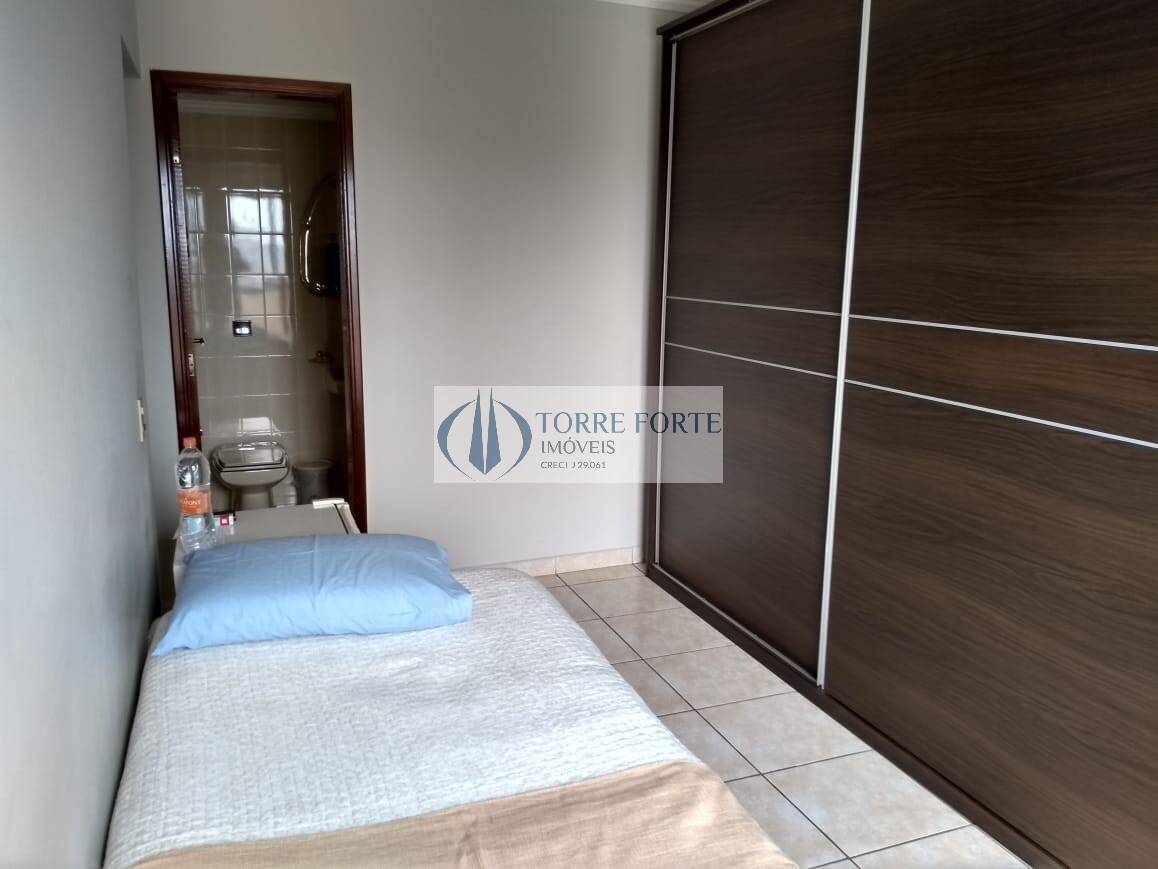 Apartamento à venda com 3 quartos, 140m² - Foto 14